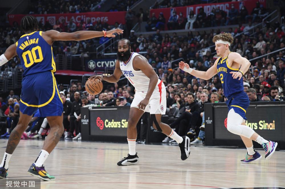 舞台上大放 舞台上大放