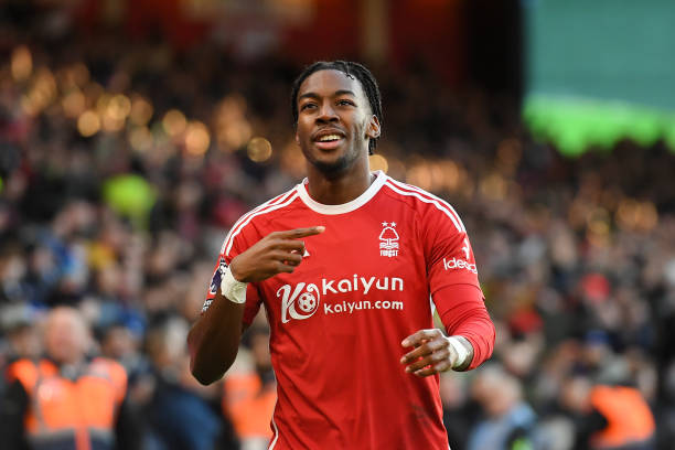 小前锋甚至 小前锋甚至