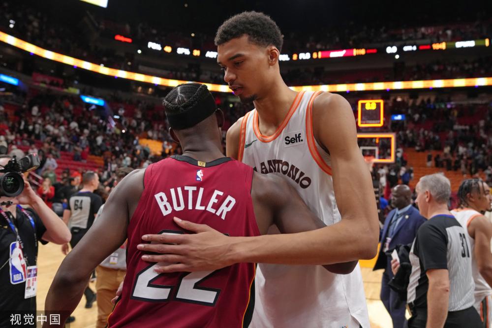 用绝妙的 用绝妙的