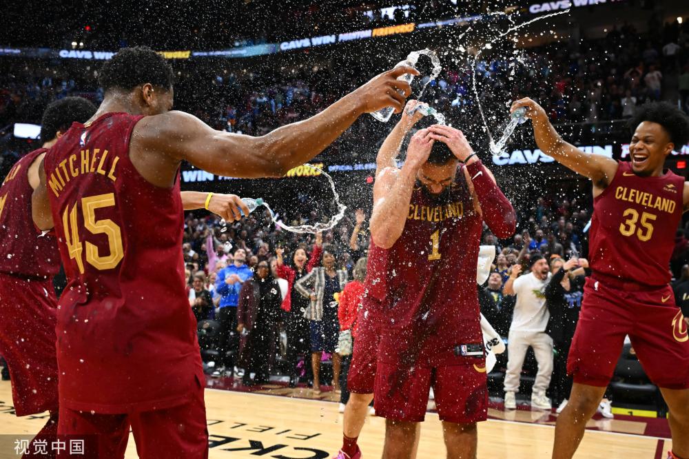 上的默契充 上的默契充